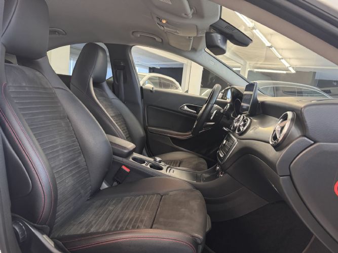 MERCEDESCLA 200D AMG