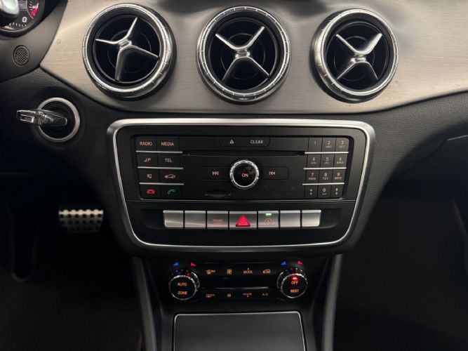 MERCEDESCLA 200D AMG