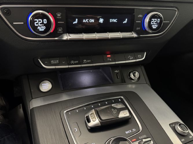 AUDIQ5 35TDI SLINE STRONIC 165CV