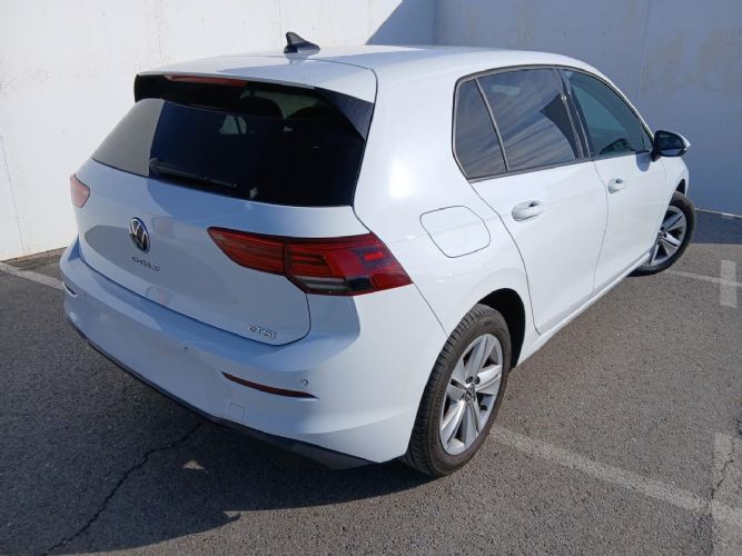 VOLKSWAGENGOLF VIII eTSI 1.0 TSI 110CV