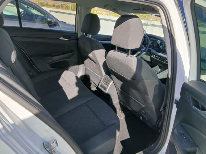 VOLKSWAGENGOLF VIII eTSI 1.0 TSI 110CV