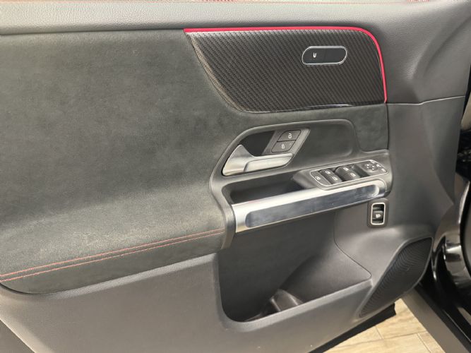 MERCEDESGLB 220D 4MATIC 190CV