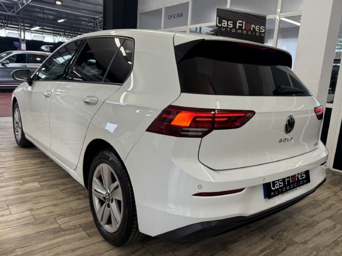 VOLKSWAGENGOLF VIII eTSI 1.0 TSI 110CV