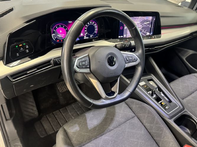 VOLKSWAGENGOLF VIII eTSI 1.0 TSI 110CV