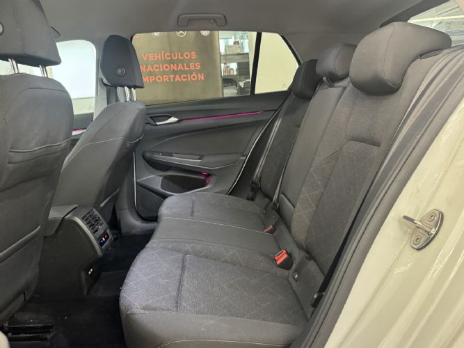 VOLKSWAGENGOLF VIII eTSI 1.0 TSI 110CV