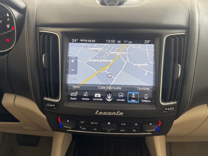 MASERATILEVANTE V6 350 HP AWD GRANLUSSO