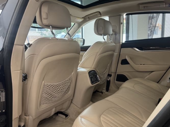 MASERATILEVANTE V6 350 HP AWD GRANLUSSO