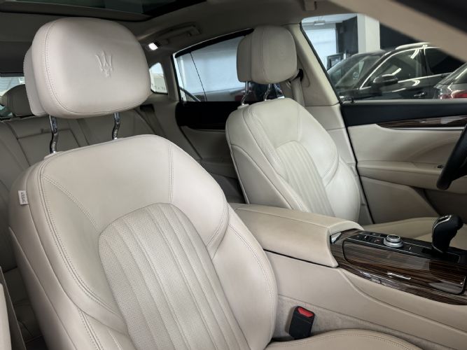 MASERATILEVANTE V6 350 HP AWD GRANLUSSO