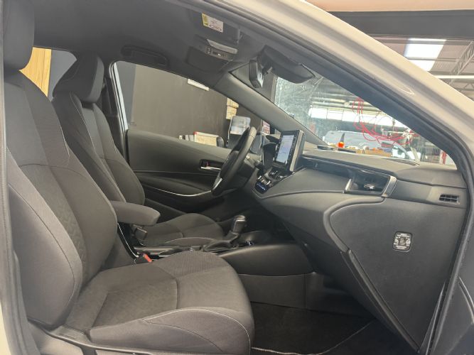 TOYOTACOROLLA 1.8 125H ACTIVE TECH E-CVT