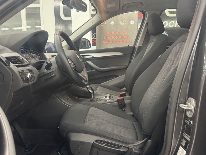 BMWX1 SDRIVE18I 140CV