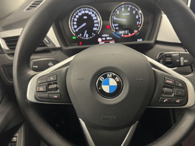 BMWX1 SDRIVE18I 140CV