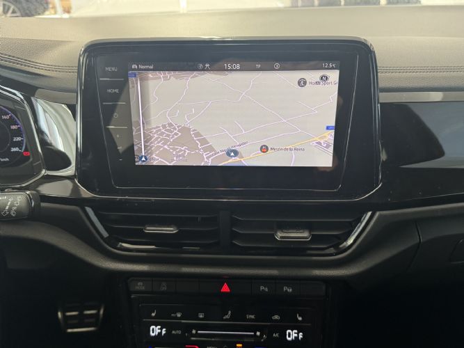 VOLKSWAGENT-ROC RLINE 2.0 TDI DSG 150CV BLACK STYLE