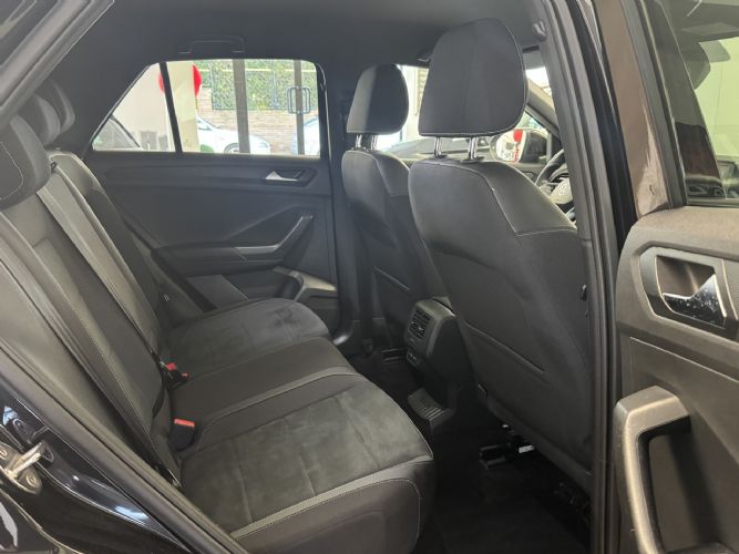 VOLKSWAGENT-ROC RLINE 2.0 TDI DSG 150CV BLACK STYLE