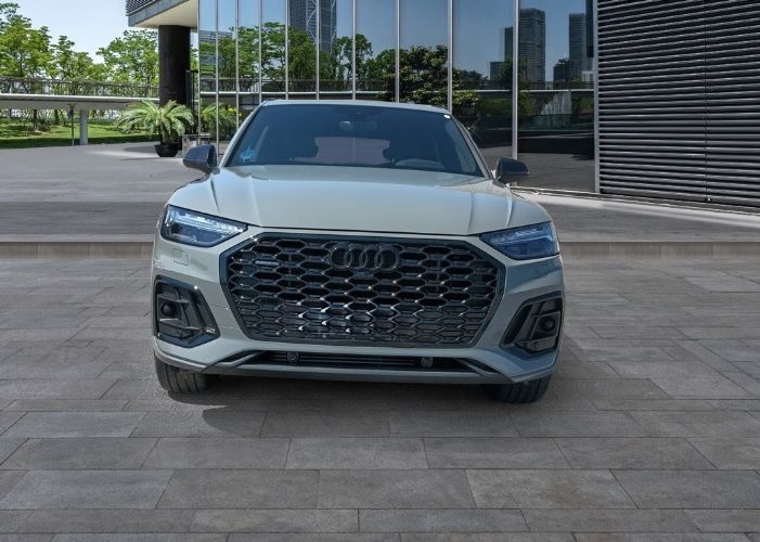 AUDIAUDI Q5 SPORTBACK Black Line 50 TFSIe QUATTRO