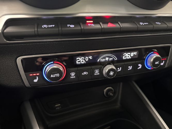 AUDIQ2 SPORT 30 TDI 85KW (116CV) S TRONIC 