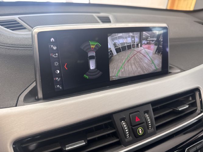 BMWX1 xDrive 25 e Pack M 220CV
