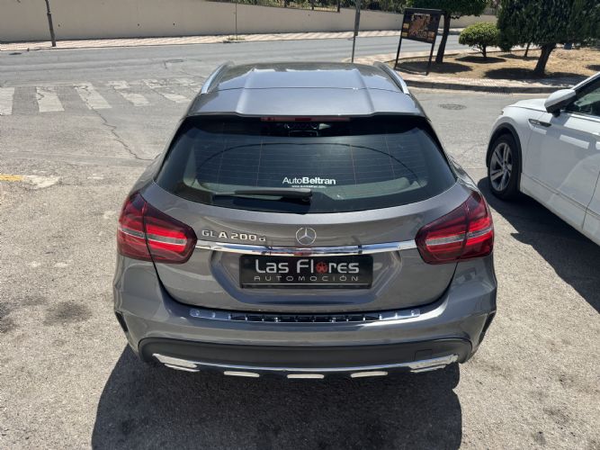 MERCEDESGLA 200D AMG