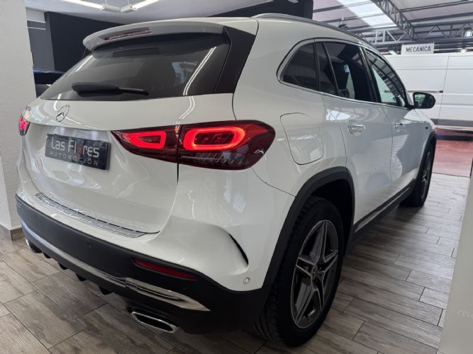 MERCEDESGLA 250e AMG