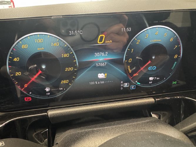 MERCEDESGLA 250e AMG