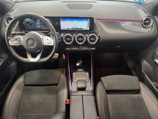 MERCEDESGLA 250e AMG