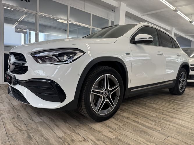 MERCEDESGLA 250e AMG