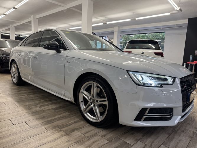 AUDIA4 2.0TDI SLINE STRONIC 150CV