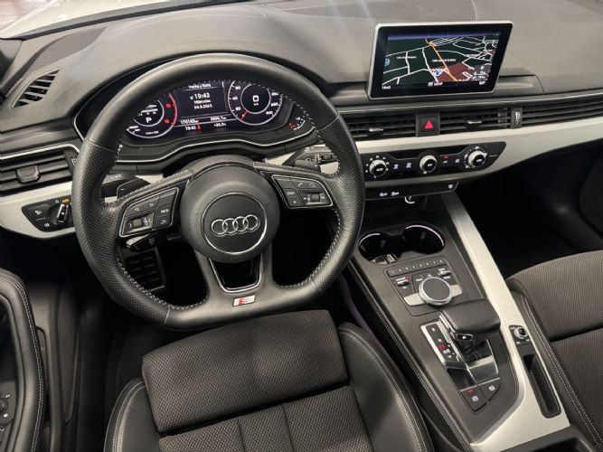AUDIA4 2.0TDI SLINE STRONIC 150CV