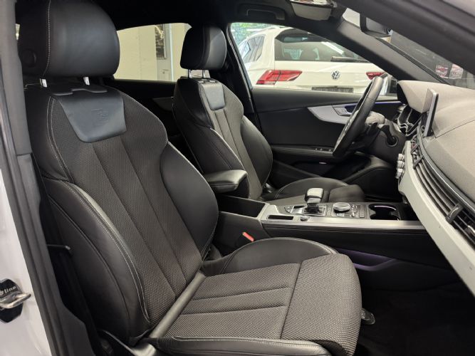 AUDIA4 2.0TDI SLINE STRONIC 150CV