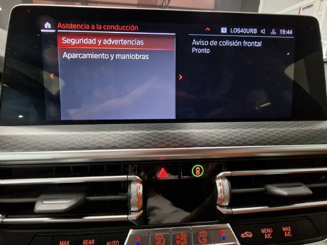 BMWX4 xDRIVE 20D Pack M