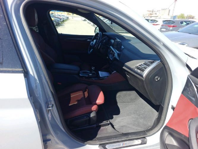 BMWX4 XDRIVE 20D PACK M