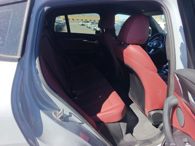 BMWX4 XDRIVE 20D PACK M