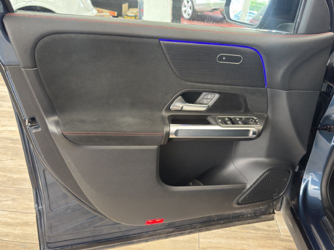 MERCEDESGLB 200D AMG 8G-DCT 7PLAZAS