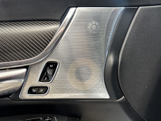 VOLVOV90 CROSS COUNTRY D4 190CV OCEAN RACE