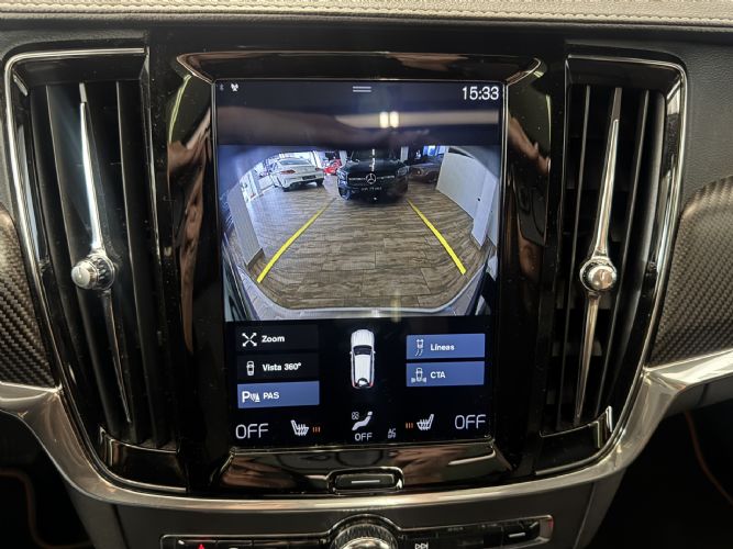 VOLVOV90 CROSS COUNTRY D4 190CV OCEAN RACE