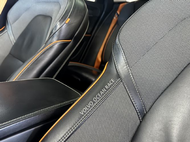 VOLVOV90 CROSS COUNTRY D4 190CV OCEAN RACE