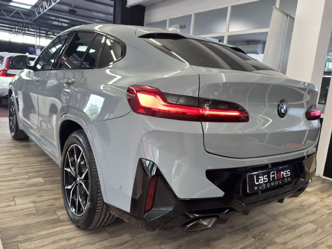 BMWX4 XDRIVE 20D PACK M
