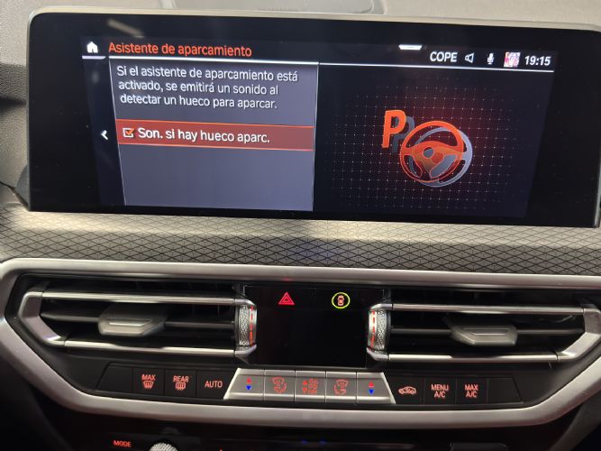 BMWX4 XDRIVE 20D PACK M