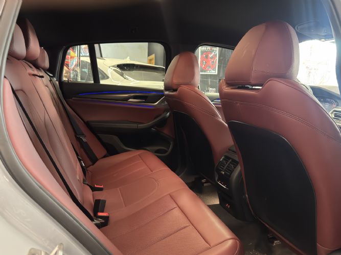 BMWX4 XDRIVE 20D PACK M