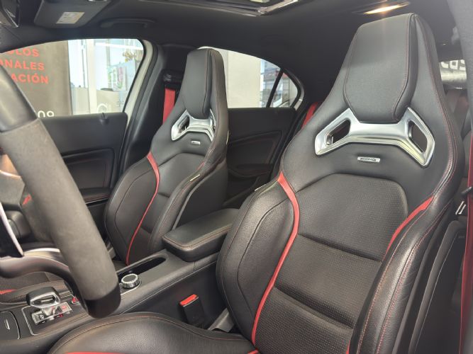 MERCEDESA45 AMG 4MATIC