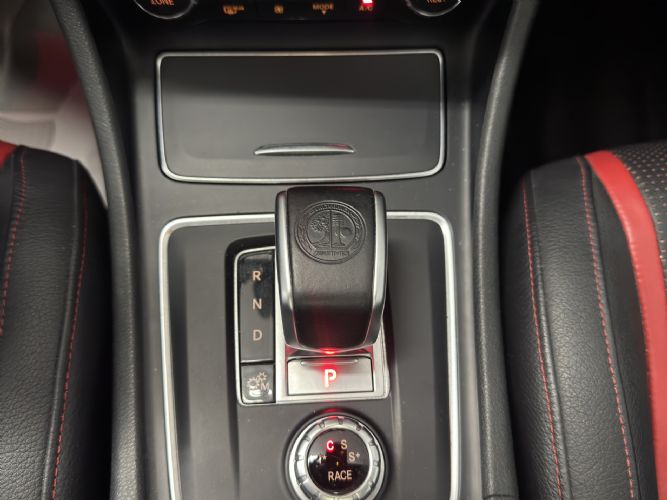 MERCEDESA45 AMG 4MATIC