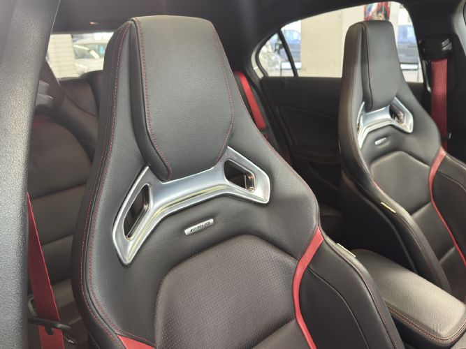 MERCEDESA45 AMG 4MATIC