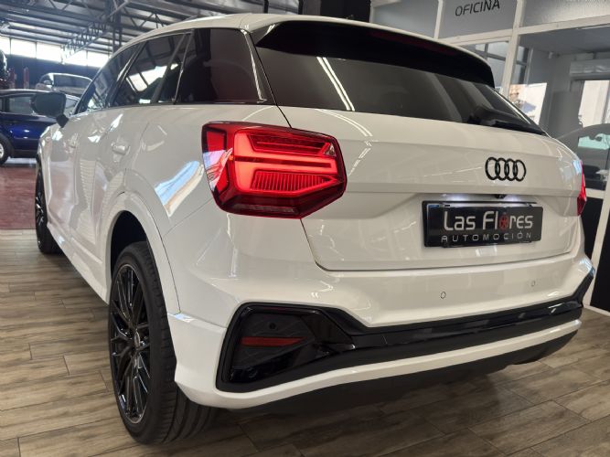 AUDIQ2 35 TDI 150CV BLACK LINE STRONIC