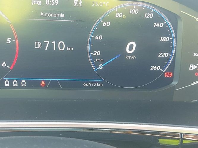 VOLKSWAGENT-ROC 2.0 TDI RLINE 110KW 150CV DSG