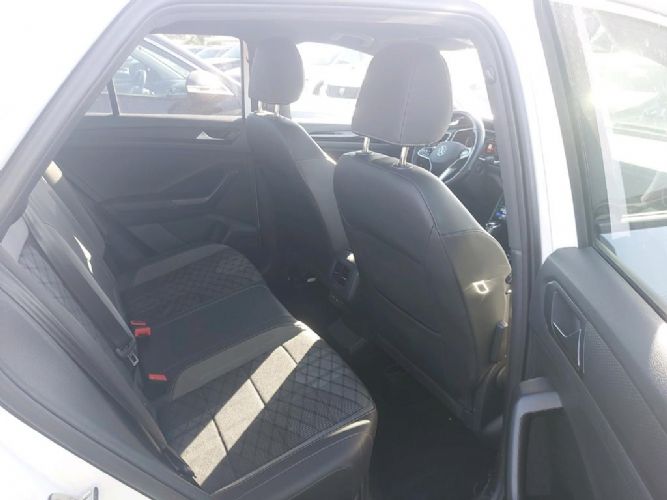 VOLKSWAGENT-ROC 2.0 TDI RLINE 110KW 150CV DSG